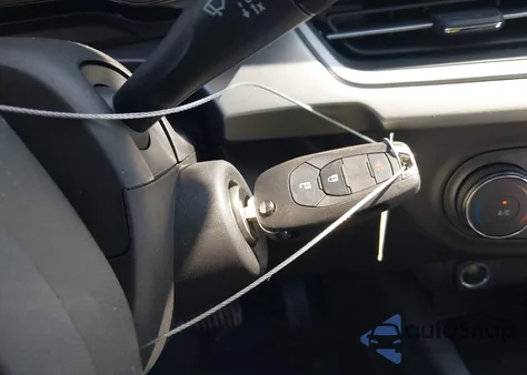 2025 Chevrolet Trax Fwd Ls z USA, uszkodzony, nr VIN KL77LFEP9SC287822